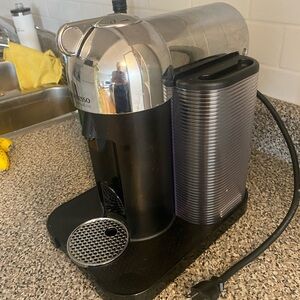 Nespresso vertuo Style Espresso Machine in Black & Silver